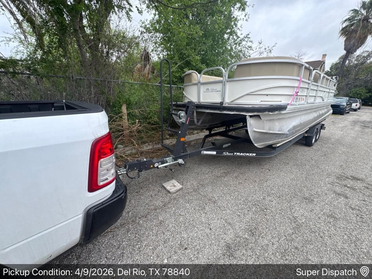 Sun Tracker pontoon pickup